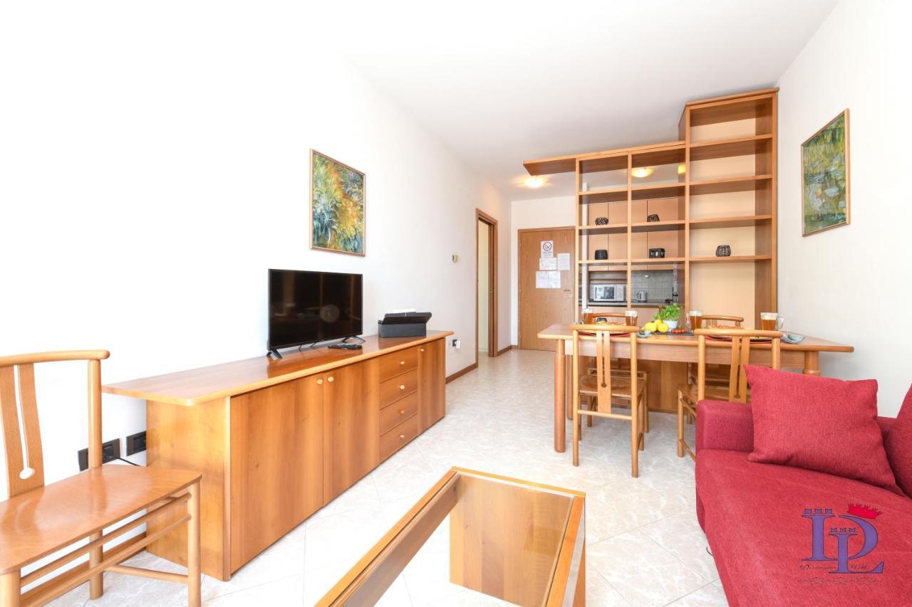 Desenzanoloft Official Partner Marriott Homes & Villas - A Casa Di Attila เดเซนซาโนเดลการ์ดา ภายนอก รูปภาพ